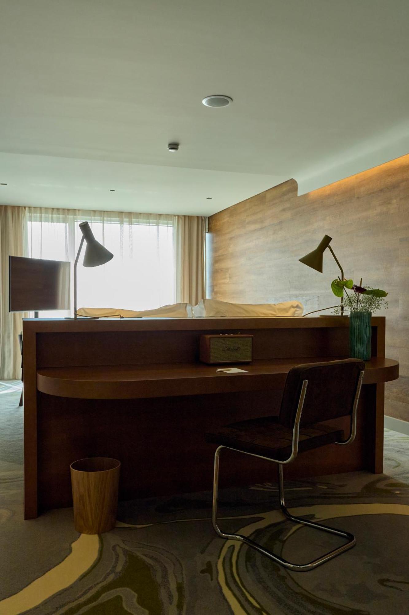 Octant Ponta Delgada Hotell Exteriör bild The interior of a room at the hotel